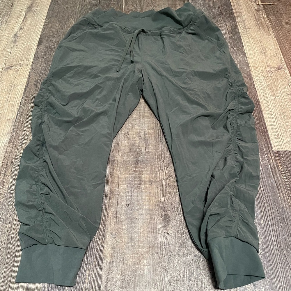 Athleta attitude lined pant